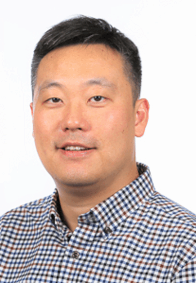 曲衍鹏教授照片